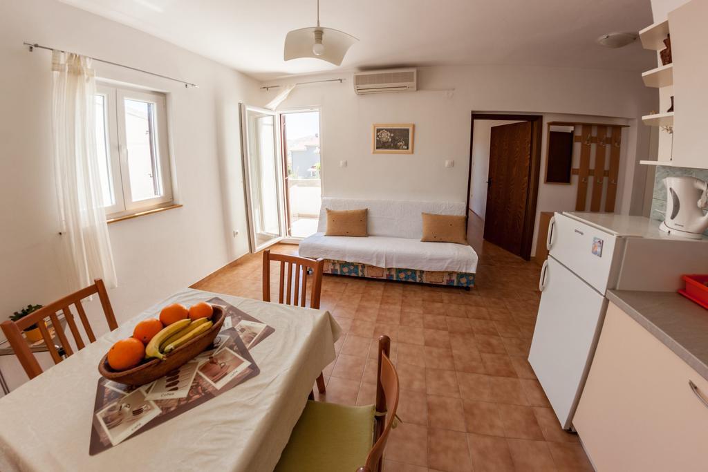 Apartments Nenad & Marija Pag Town Exteriér fotografie